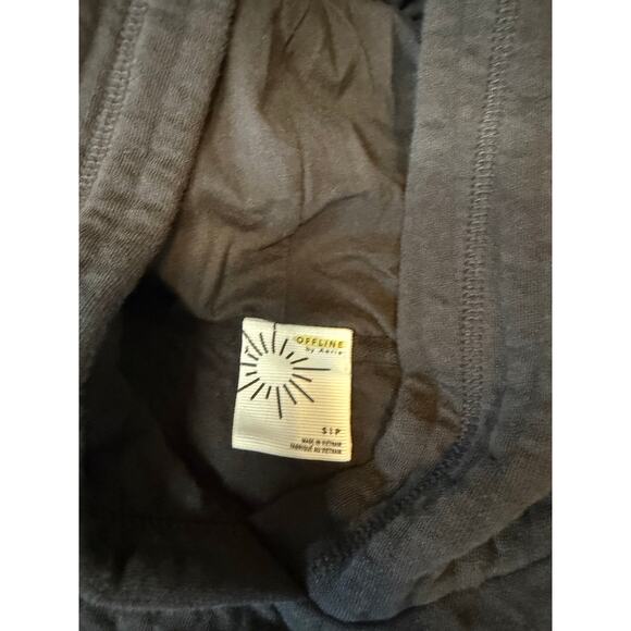 Offline by Aerie Hoodie Quilted Cropped Warm Black Pullover Cozy Small - Picture 3 of 8